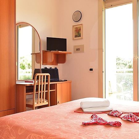 Hotel Bamar ピナレッラ エクステリア 写真