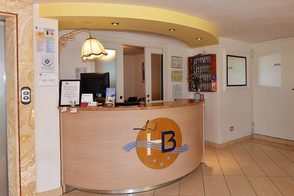 Hotel Bamar ピナレッラ エクステリア 写真