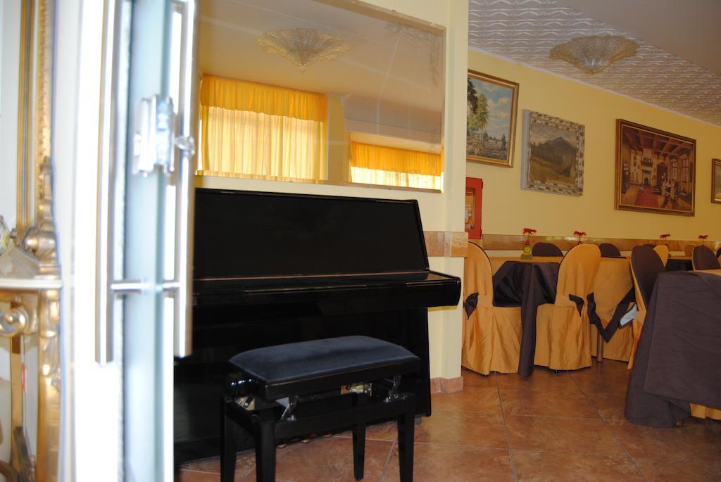 Hotel Bamar ピナレッラ エクステリア 写真